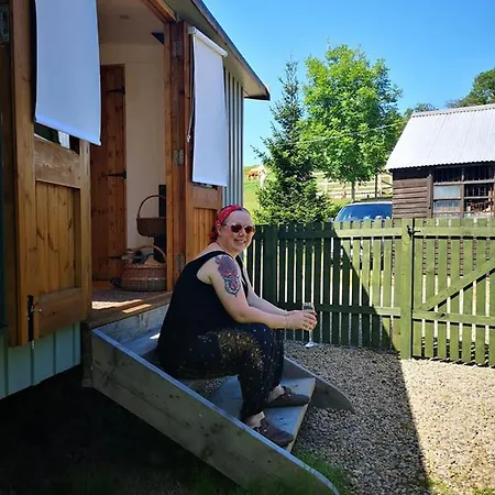 The Llama Hut Luxury tent *